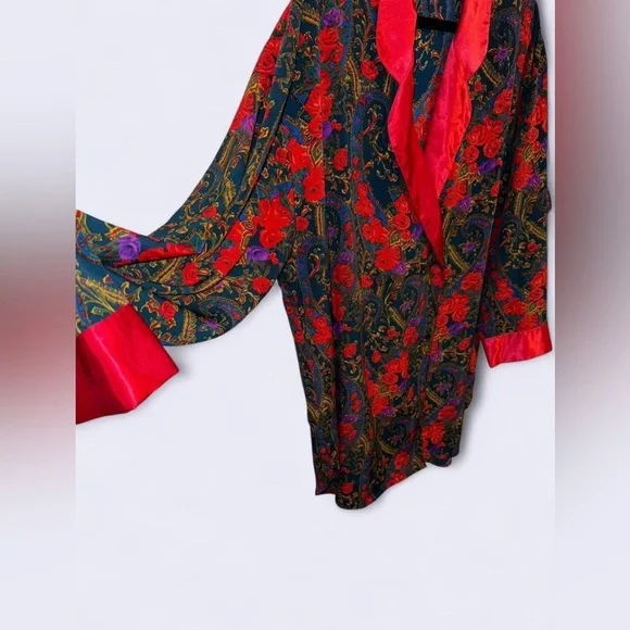 Victoria's Secret Red and Black Floral Robe Size Large Women’s - Picture 4 of 6